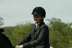 Linda Algotsson Lidera a Final da Taça de Completo