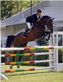 «Navigator» patrocina Salvador Oliveira Martins
