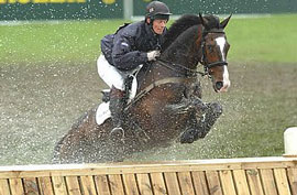 Fox-Pitt conquista a Taça do Mundo de Burnham Market