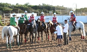 Horseball - Selecção Nacional Sénior prepara-se para o Cto. Europeu com o apoio da Mike Davis