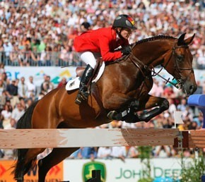 Meredith Michaels factura cem mil euros em Arezzo...