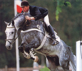 António Vozone passa a contar com Caro S e Calme