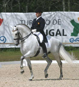 Equipa espanhola a caminho de Hong Kong
