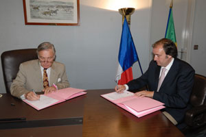 Assinatura do Protocolo com a Cheval Français