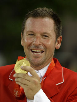 PEQUIM 2008: Ouro ol&iacute;mpico para Eric Lamaze