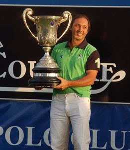 La Varzea conquista Ta&ccedil;a Pedro Domecq em Espanha