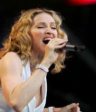 Madonna d&aacute; a Guy Ritchie a &laquo;guia de marcha&raquo;...