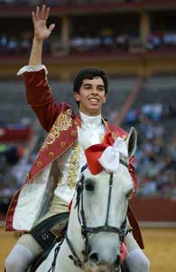 Jo&atilde;o Moura Filho j&aacute; est&aacute; no M&eacute;xico