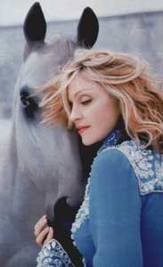 Madonna treina para o Winter Equestrian Festival da Florida...