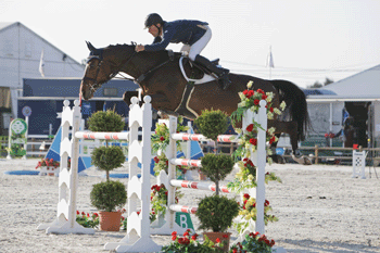 Mark Bettinger, Trevor Breen e Laura Renwick vencedores na jornada inaugural do CSI4*