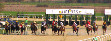 Lunhaship e Cugat Cat levam cores portuguesas ao pódio do Hipódromo de Antela