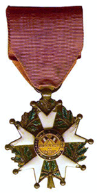 Filipe Graciosa condecorado em Fran&ccedil;a