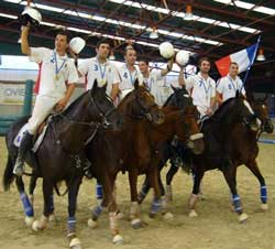 Fran&ccedil;a revalida t&iacute;tulo pela 15&ordf; vez