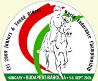 Três jovens cavaleiros lusos no Cto. do Mundo de Raides na Hungria