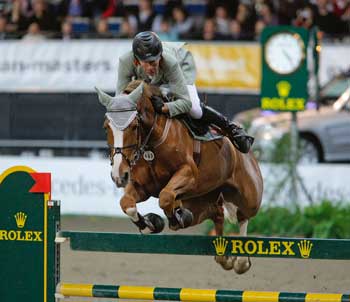 Ludger Beerbaum brilha em Estugarda