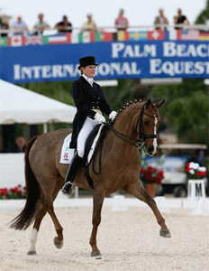 Triunfo de Ashley Holzer no G.P. K&uuml;r da Florida