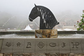 Monumento ao Cavalo inaugurado em Águas de Lindóia