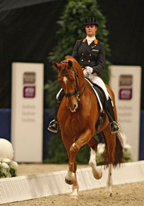 Adelinde Cornelissen conquistou a terceira etapa da Taça do Mundo