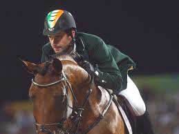 Denis Lynch reconciliação?