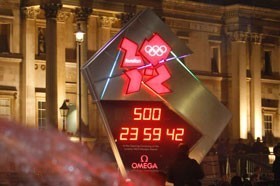 London 2012 countdown clock stops in Trafalgar Square