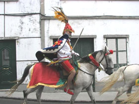 Cavalhadas de São Pedro reúnem 150 cavaleiros