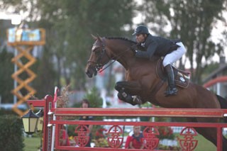Johnstone claims the World Cup Eventing 2011 series