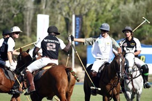 Nespresso ganha o Barclays Porsche Polo Cup