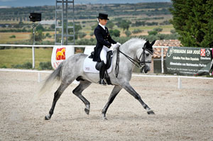 Maria Caetano subiu ao pódio em Saumur