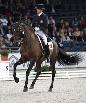 Isabell Werth and El Santo repeat their win in the Grand Prix Special in Stuttgart