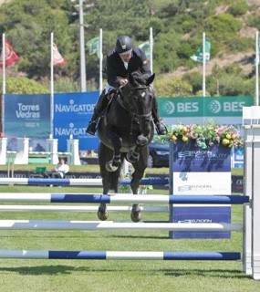 "Hemingway van de Padenborre" e "Quinlan 2" vencedores na Final de Cavalos Novos