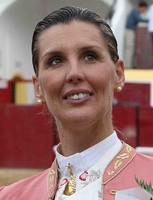 Que tal um Estágio com Ana Batista?