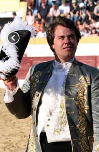 Jo&atilde;o Moura Caetano e Lu&iacute;s Rouxinol eleitos como triunfadores da temporada 2012