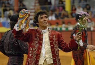 Pedro Salvador, cavaleiro taurom&aacute;quico em apuros...