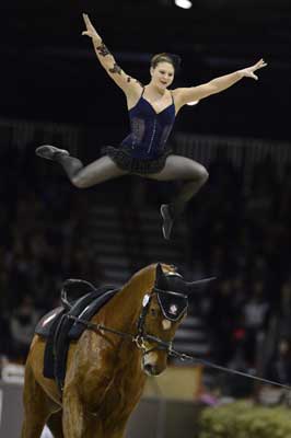 FEI World Cup Vaulting: Nicolas Andreani (FRA) and Simone Jäiser shine in last qualifier