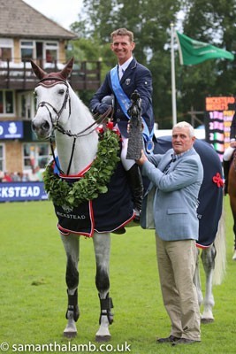Phillip Miller and Caritiar Z win the Hickstead Derby