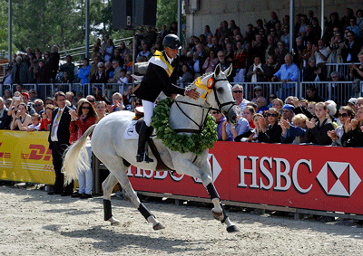 HSBC FEI Classics™ 2012/2013: Nicholson cruises to victory at Luhmühlen