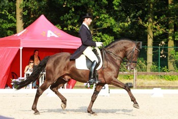 Nuno Palma e Santos arrebata o pódio no G.P. Kür de Schenefeld