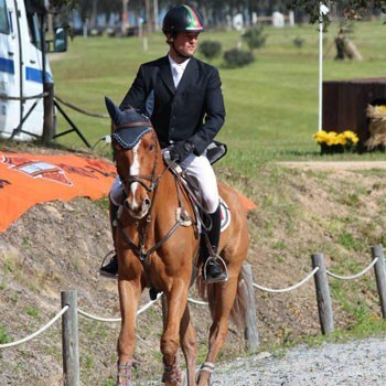 Irm&atilde;os Seabra na ribalta no CIC** de Somerford