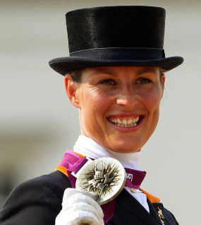 «Dante Delux MJ» para Adelinde Cornelissen (vídeo)