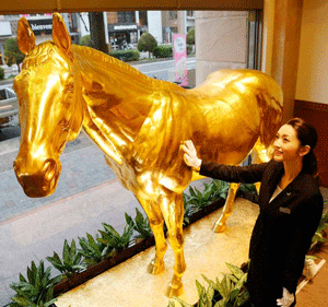 Cavalo de Ouro para celebrar o "Ano do Cavalo" em 2014