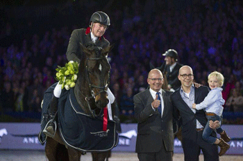 Veterano Whitaker ganha o Grande Prémio em Amesterdão (vídeo)