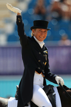 Hipismo "O desporto rei" na Alemanha: Ingrid Klimke eleita Atleta do Ano 2013