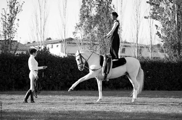 Nat&aacute;lia Cerqueira vence no volteio na Rep. Checa