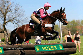 Morreu &laquo;Headley Britannia&raquo; com 21 anos (V&Iacute;DEO)