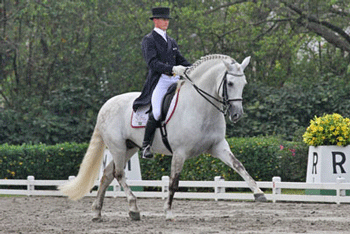 Normandy campaign kicks off for Brazilian family trio...