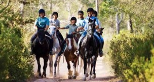 Federação Equestre Espanhola coloca em marcha plano de turismo equestre