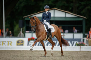 Dancer Forever dances to gold (VIDEO)