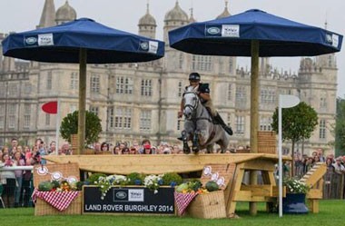 Andrew Nicholson &eacute; l&iacute;der provis&oacute;rio no Burghley Horse Trials