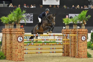 Olivier Philippaerts takes the $75,000 International Open Jumpers at National Horse Show (VIDEO)