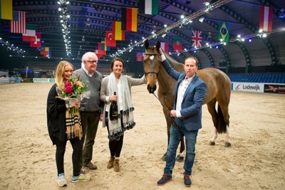 Enormous sales increase in Sale of the Rising Stars